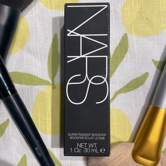 NARS Super Radiant Booster - Picture 8 of 9